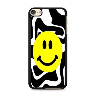 Smile Emoji Black White Pattern iPod Touch 6 / 7 Case